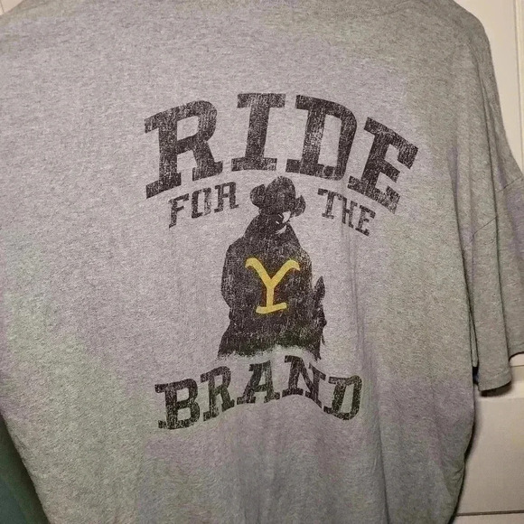 Yellowstone 2022 100% cotton 3XL - Picture 3 of 3